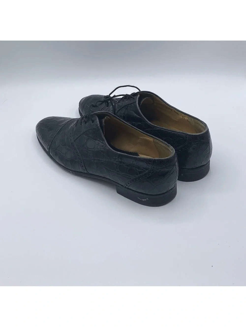 Mauri Black Oxfords with Wingtip Design